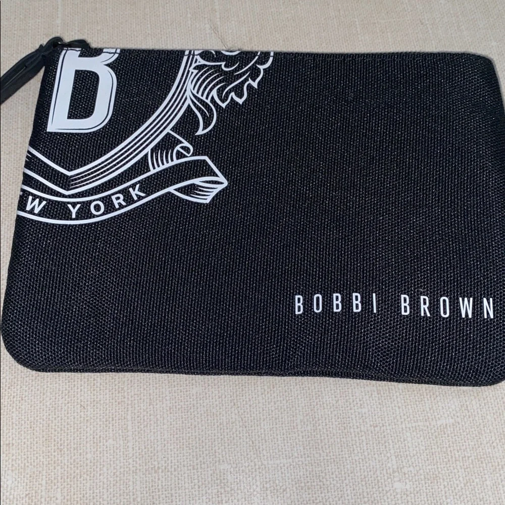 Bobbi Brown Black Cosmetic Makeup Zipper Wristlet‎ Bag